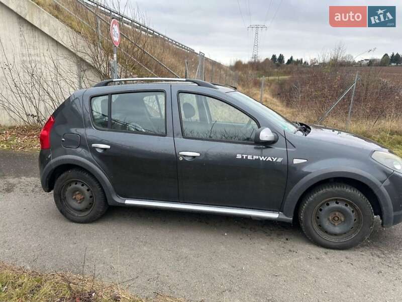 Позашляховик / Кросовер Dacia Sandero StepWay 2010 в Маневичах
