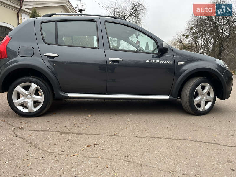 Внедорожник / Кроссовер Dacia Sandero StepWay 2011 в Радивилове фото 19 Внедорожник / Кроссовер Dacia Sandero StepWay 2011 в Радивилове