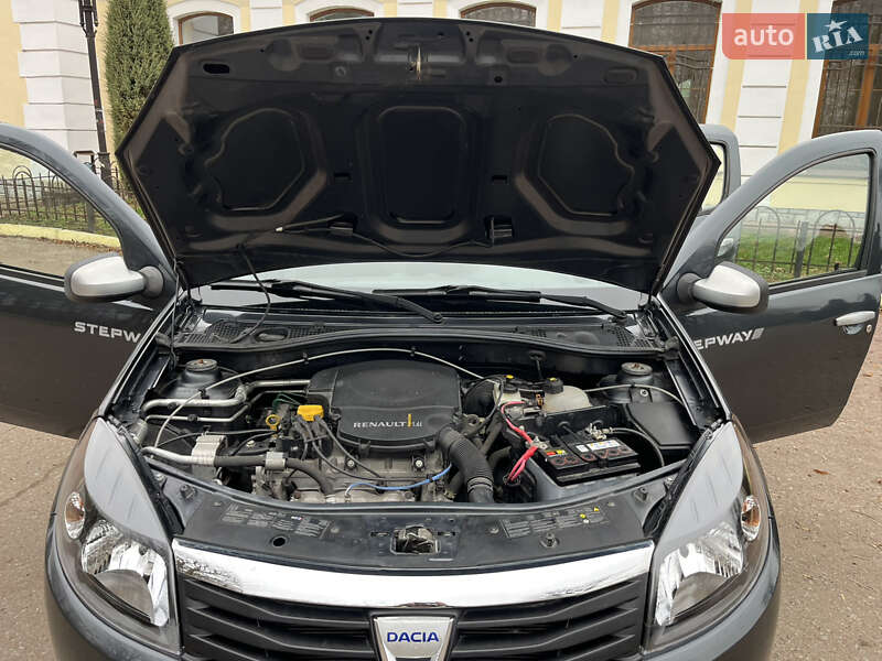 Внедорожник / Кроссовер Dacia Sandero StepWay 2011 в Радивилове фото 46 Внедорожник / Кроссовер Dacia Sandero StepWay 2011 в Радивилове