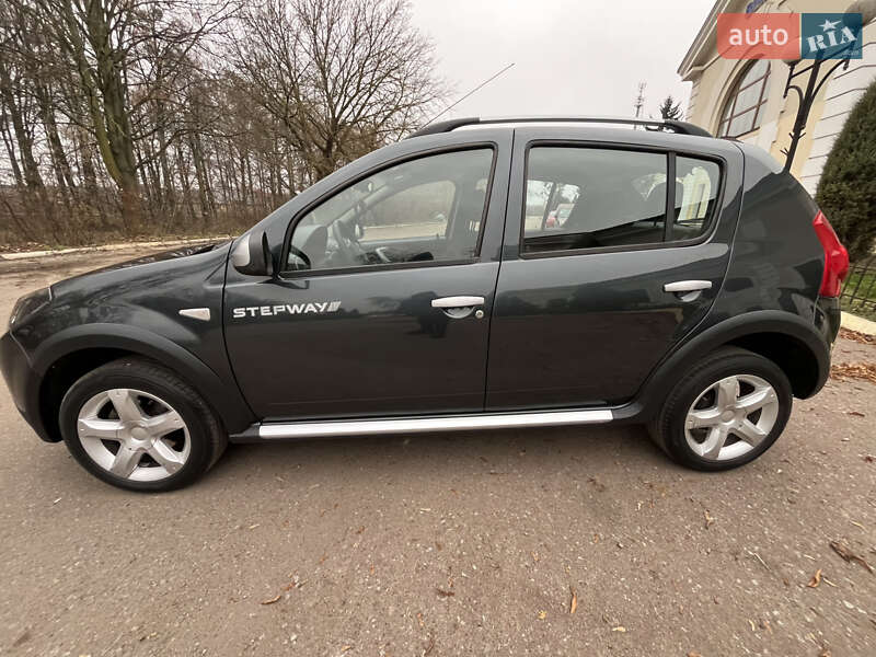 Внедорожник / Кроссовер Dacia Sandero StepWay 2011 в Радивилове фото 124 Внедорожник / Кроссовер Dacia Sandero StepWay 2011 в Радивилове