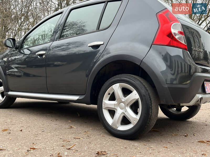 Внедорожник / Кроссовер Dacia Sandero StepWay 2011 в Радивилове фото 169 Внедорожник / Кроссовер Dacia Sandero StepWay 2011 в Радивилове