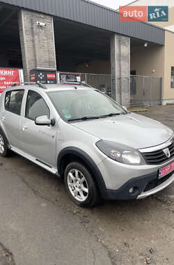 Позашляховик / Кросовер Dacia Sandero StepWay 2010 в Луцьку