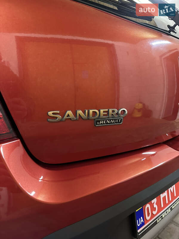 Позашляховик / Кросовер Dacia Sandero StepWay 2011 в Хоролі