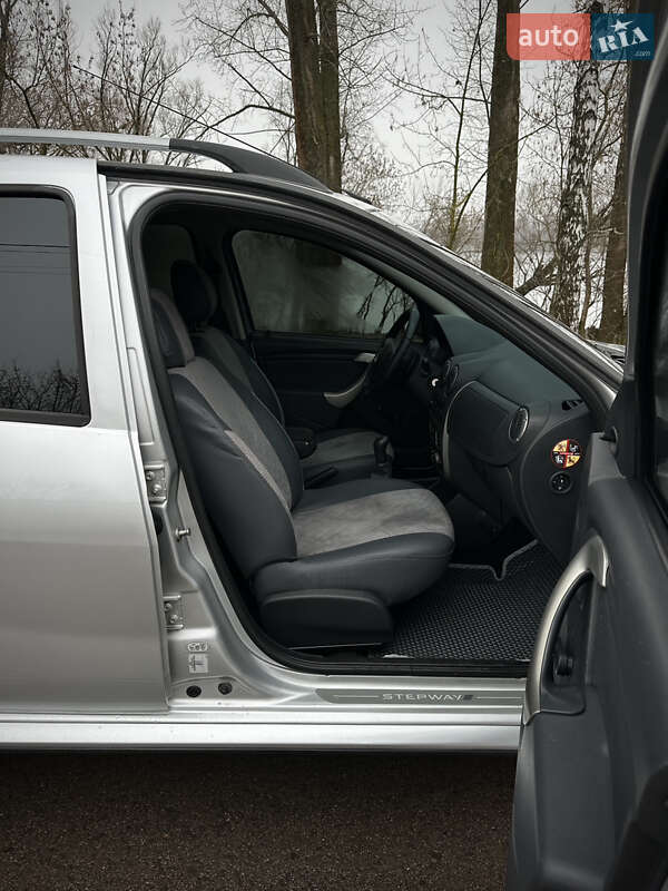 Внедорожник / Кроссовер Dacia Sandero StepWay 2012 в Сумах