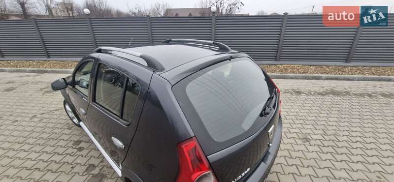 Позашляховик / Кросовер Dacia Sandero StepWay 2012 в Красилові