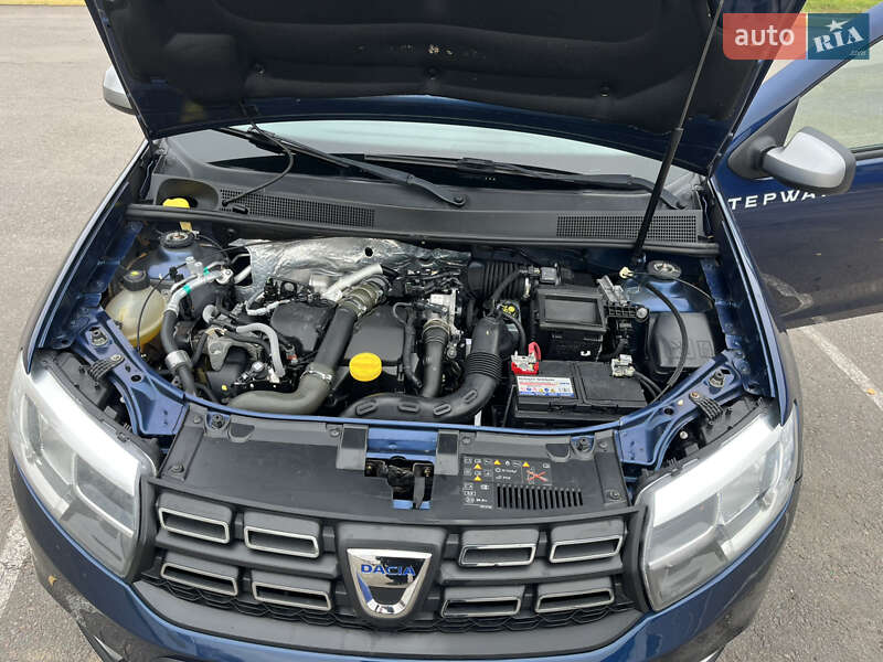 Внедорожник / Кроссовер Dacia Sandero StepWay 2017 в Дубно