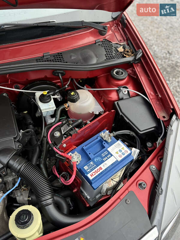 Внедорожник / Кроссовер Dacia Sandero StepWay 2011 в Луцке фото 64 Внедорожник / Кроссовер Dacia Sandero StepWay 2011 в Луцке