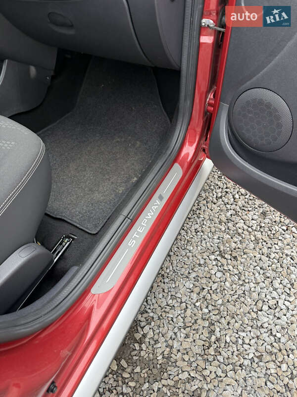 Внедорожник / Кроссовер Dacia Sandero StepWay 2011 в Луцке фото 129 Внедорожник / Кроссовер Dacia Sandero StepWay 2011 в Луцке