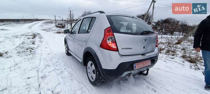 Внедорожник / Кроссовер Dacia Sandero StepWay 2011 в Ровно