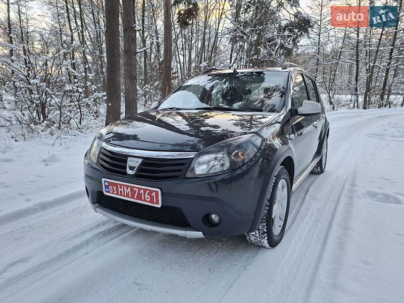 Внедорожник / Кроссовер Dacia Sandero StepWay 2010 в Кролевце фото 6 Внедорожник / Кроссовер Dacia Sandero StepWay 2010 в Кролевце