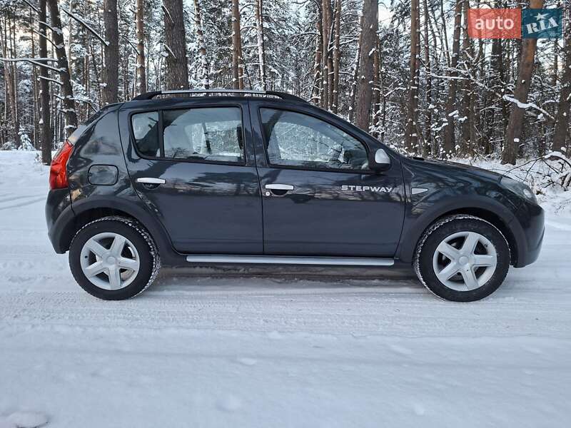 Внедорожник / Кроссовер Dacia Sandero StepWay 2010 в Кролевце фото 10 Внедорожник / Кроссовер Dacia Sandero StepWay 2010 в Кролевце