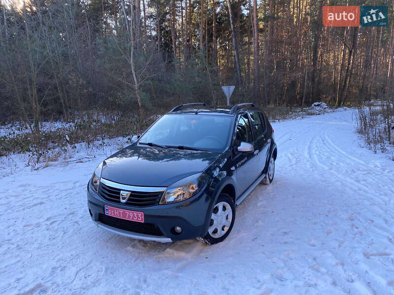 Внедорожник / Кроссовер Dacia Sandero StepWay 2012 в Радивилове фото 4 Внедорожник / Кроссовер Dacia Sandero StepWay 2012 в Радивилове