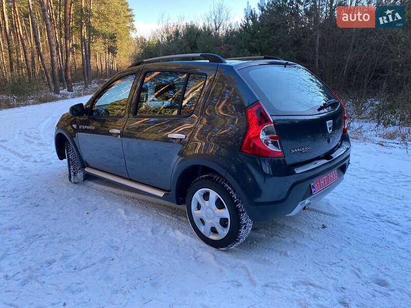 Внедорожник / Кроссовер Dacia Sandero StepWay 2012 в Радивилове фото 13 Внедорожник / Кроссовер Dacia Sandero StepWay 2012 в Радивилове