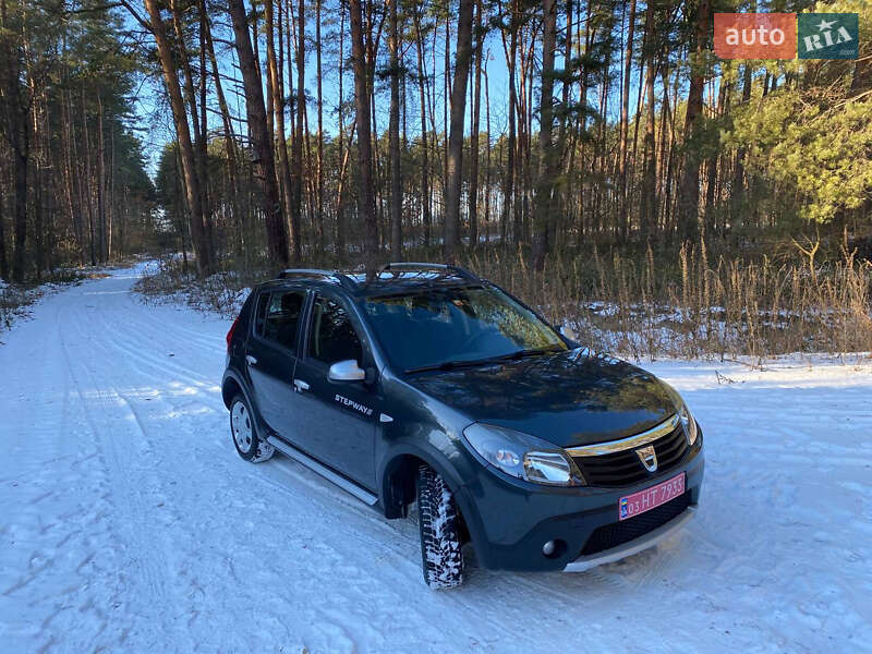Внедорожник / Кроссовер Dacia Sandero StepWay 2012 в Радивилове фото 44 Внедорожник / Кроссовер Dacia Sandero StepWay 2012 в Радивилове