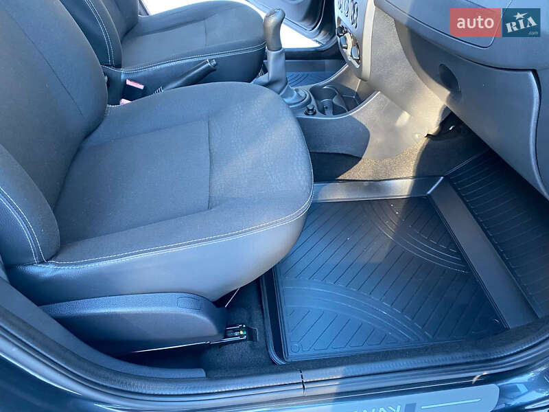 Внедорожник / Кроссовер Dacia Sandero StepWay 2012 в Радивилове фото 92 Внедорожник / Кроссовер Dacia Sandero StepWay 2012 в Радивилове