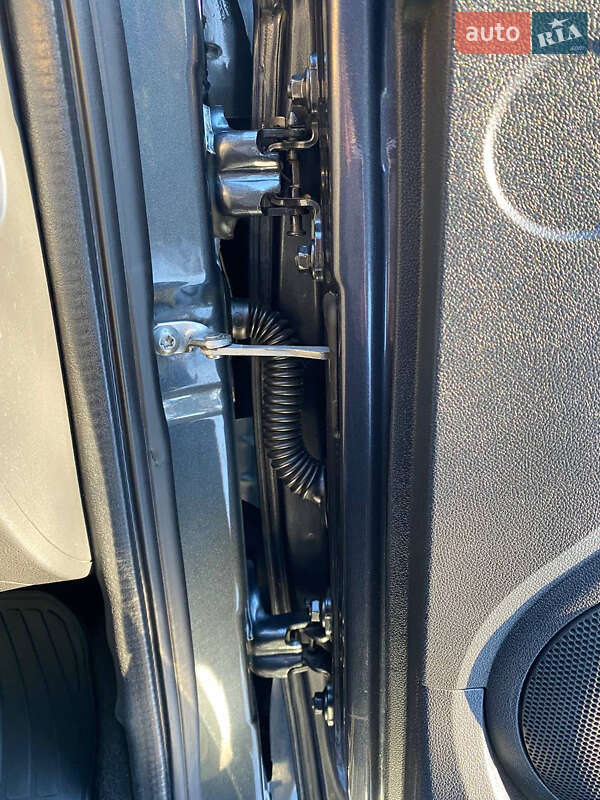 Внедорожник / Кроссовер Dacia Sandero StepWay 2012 в Радивилове фото 93 Внедорожник / Кроссовер Dacia Sandero StepWay 2012 в Радивилове