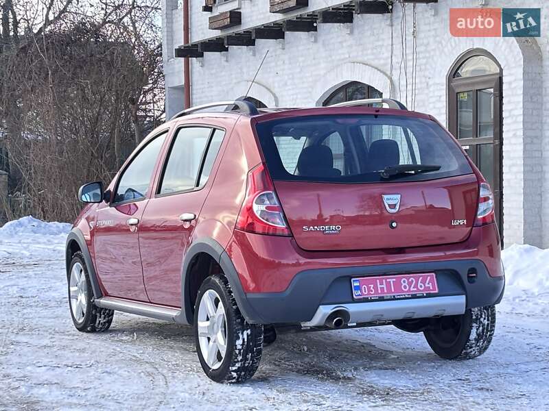 Позашляховик / Кросовер Dacia Sandero StepWay 2010 в Красилові фото 6 Позашляховик / Кросовер Dacia Sandero StepWay 2010 в Красилові