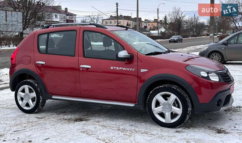 Позашляховик / Кросовер Dacia Sandero StepWay 2010 в Красилові фото 48 Позашляховик / Кросовер Dacia Sandero StepWay 2010 в Красилові