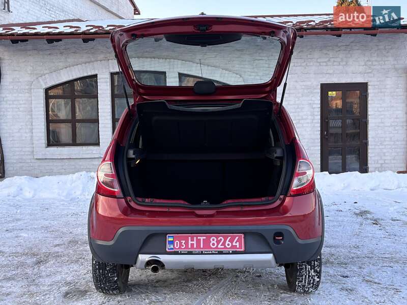 Позашляховик / Кросовер Dacia Sandero StepWay 2010 в Красилові фото 89 Позашляховик / Кросовер Dacia Sandero StepWay 2010 в Красилові