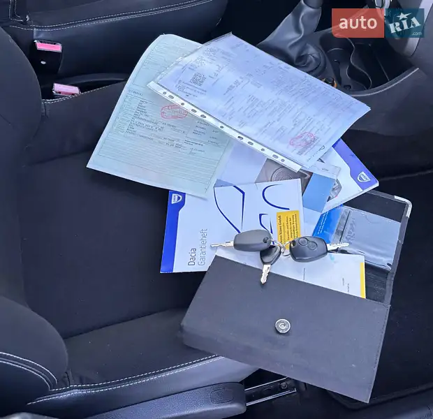 Позашляховик / Кросовер Dacia Sandero StepWay 2010 в Красилові документ 2 фото Позашляховик / Кросовер Dacia Sandero StepWay 2010 в Красилові документ