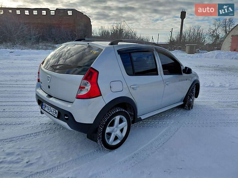 Позашляховик / Кросовер Dacia Sandero StepWay 2012 в Шостці