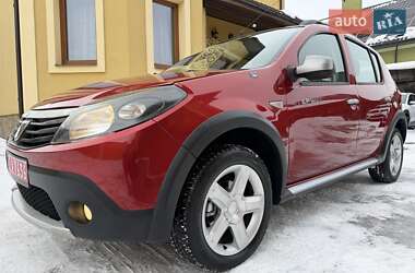 Внедорожник / Кроссовер Dacia Sandero StepWay 2012 в Львове
