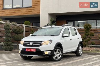 Внедорожник / Кроссовер Dacia Sandero StepWay 2014 в Львове