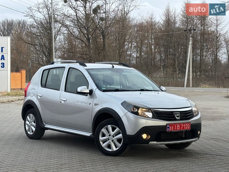 Dacia Sandero StepWay 2012