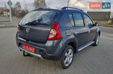 Позашляховик / Кросовер Dacia Sandero StepWay 2012 в Чернігові