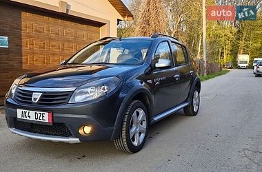 Внедорожник / Кроссовер Dacia Sandero StepWay 2009 в Красилове