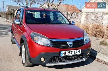 Позашляховик / Кросовер Dacia Sandero StepWay 2010 в Одесі