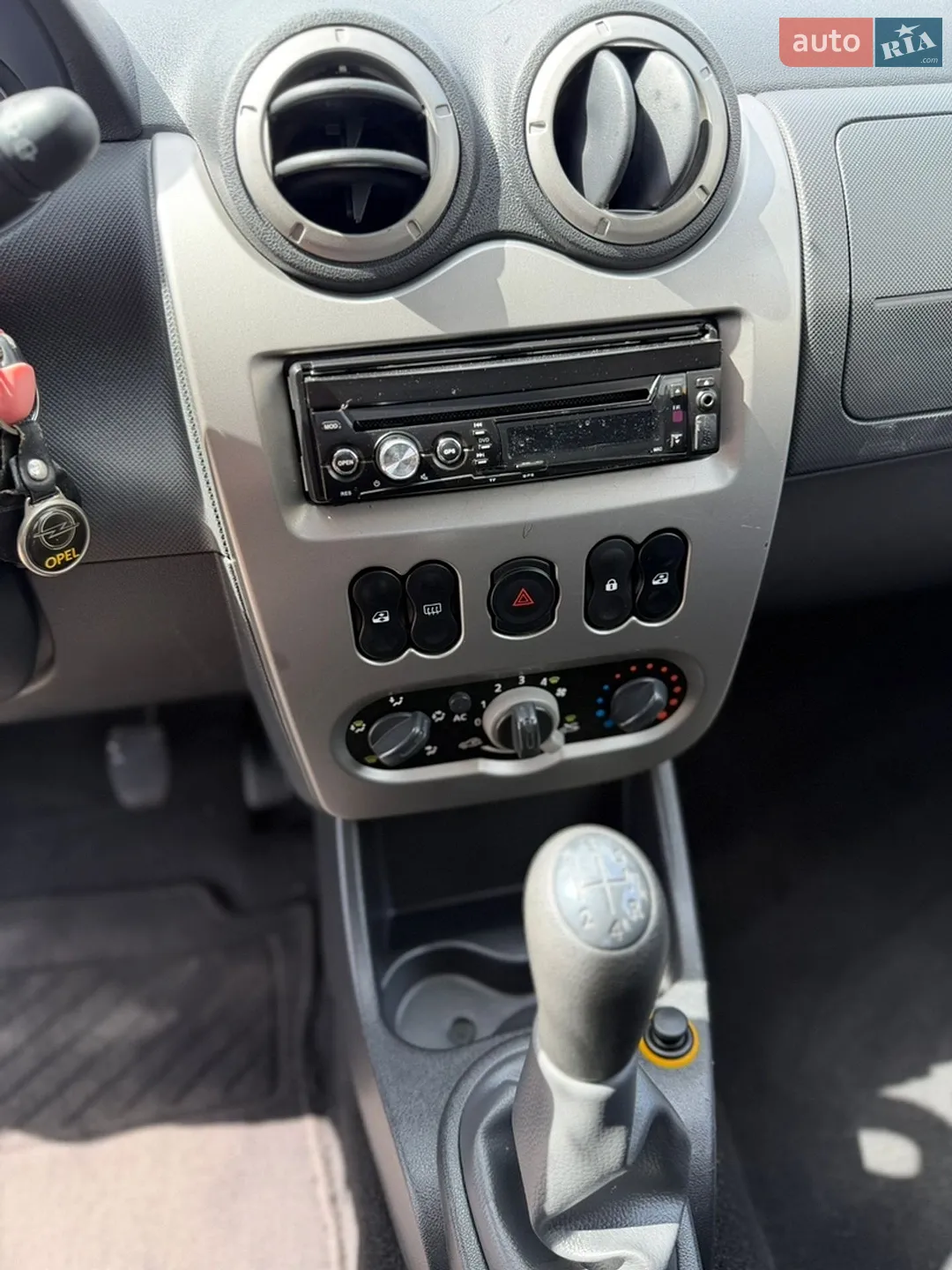 2010 Dacia Sandero - мініатюра 10