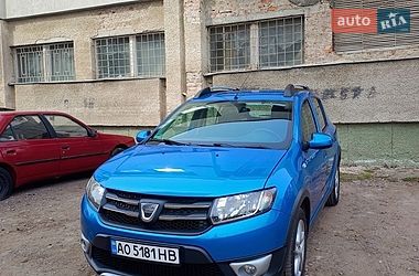Внедорожник / Кроссовер Dacia Sandero StepWay 2015 в Мукачево