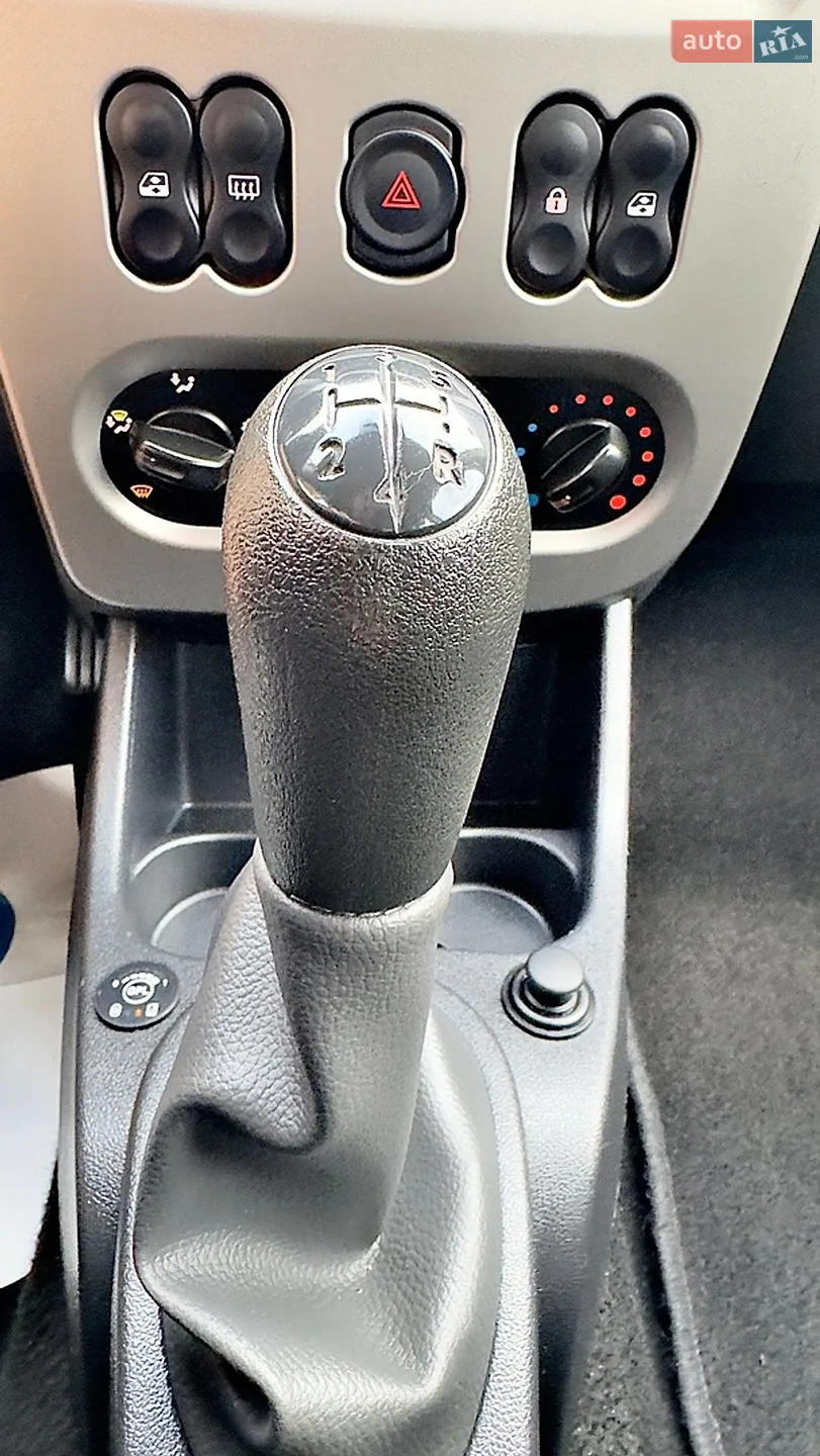2012 Dacia Sandero - мініатюра 49