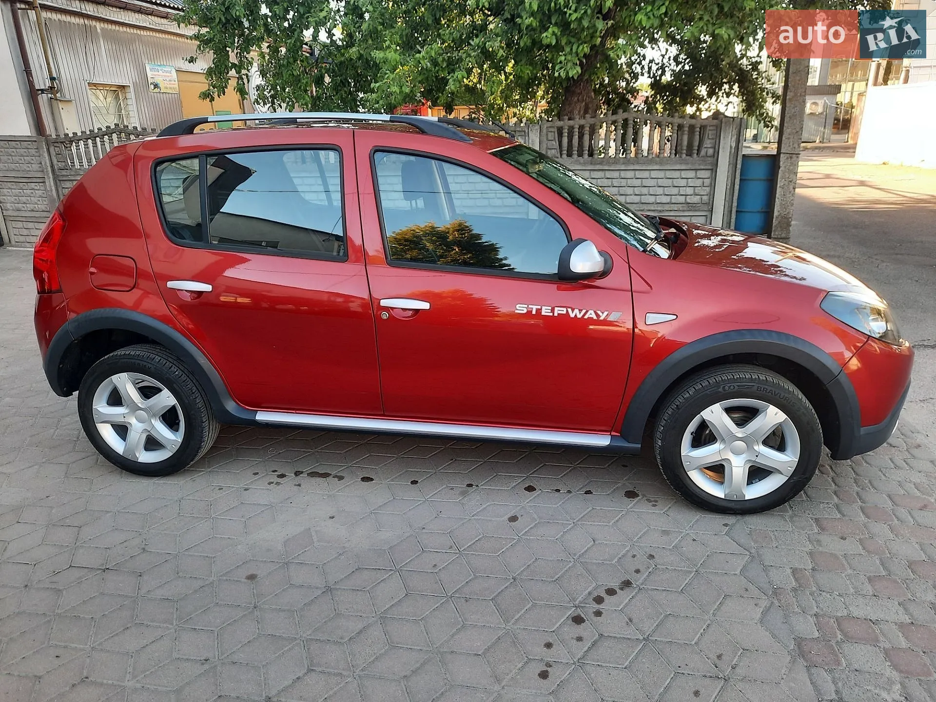 2010 Dacia Sandero - мініатюра 8