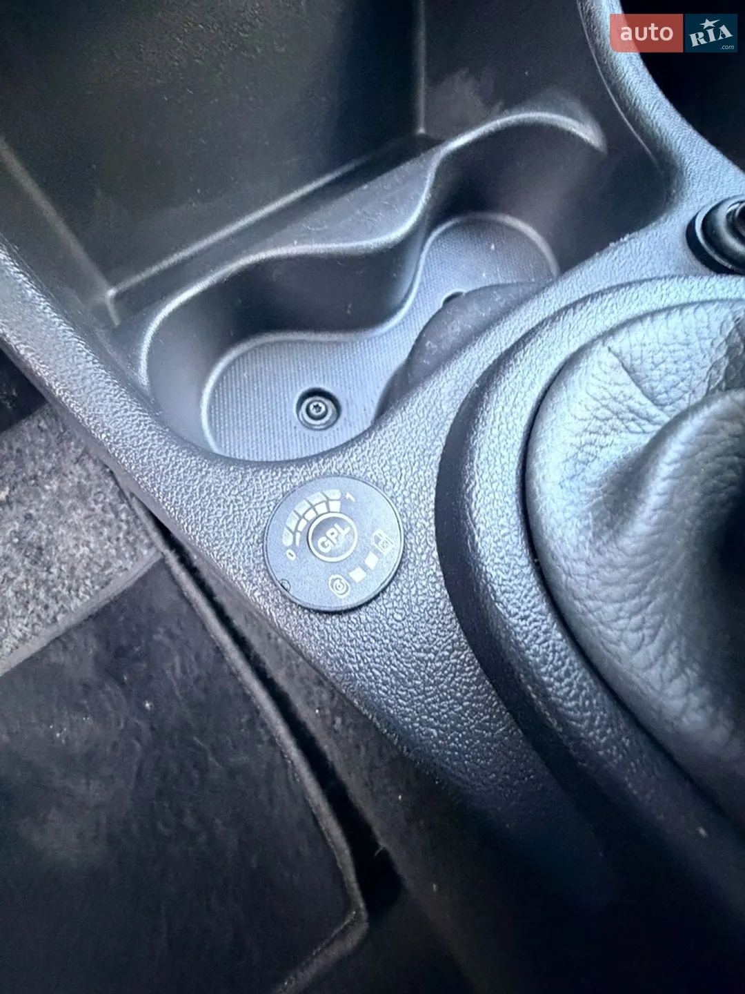 2012 Dacia Sandero - мініатюра 29