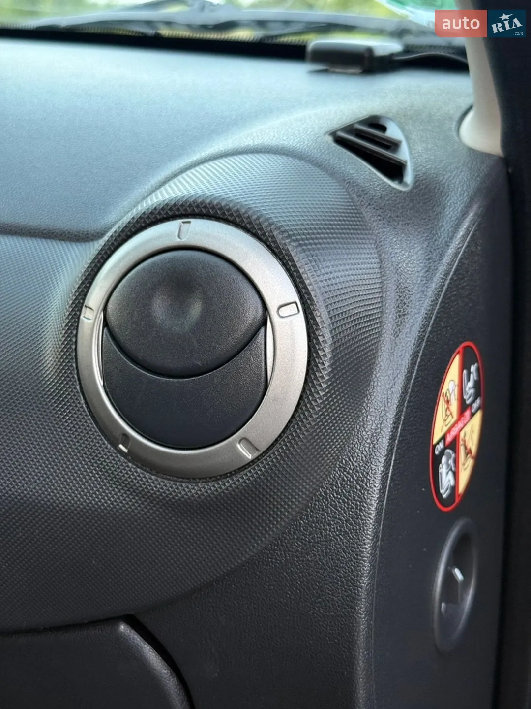 2010 Dacia Sandero - мініатюра 97