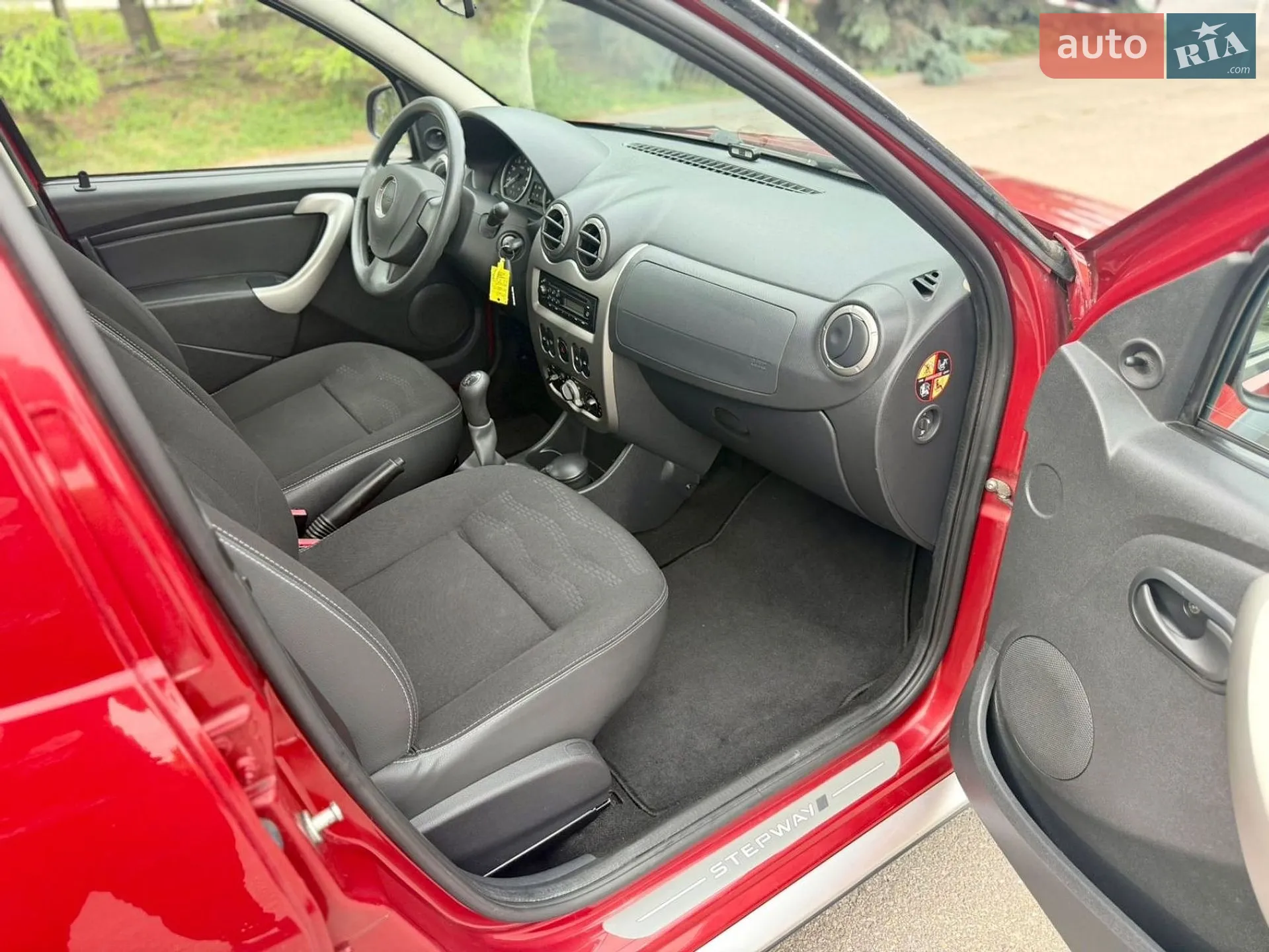 2011 Dacia Sandero - мініатюра 22