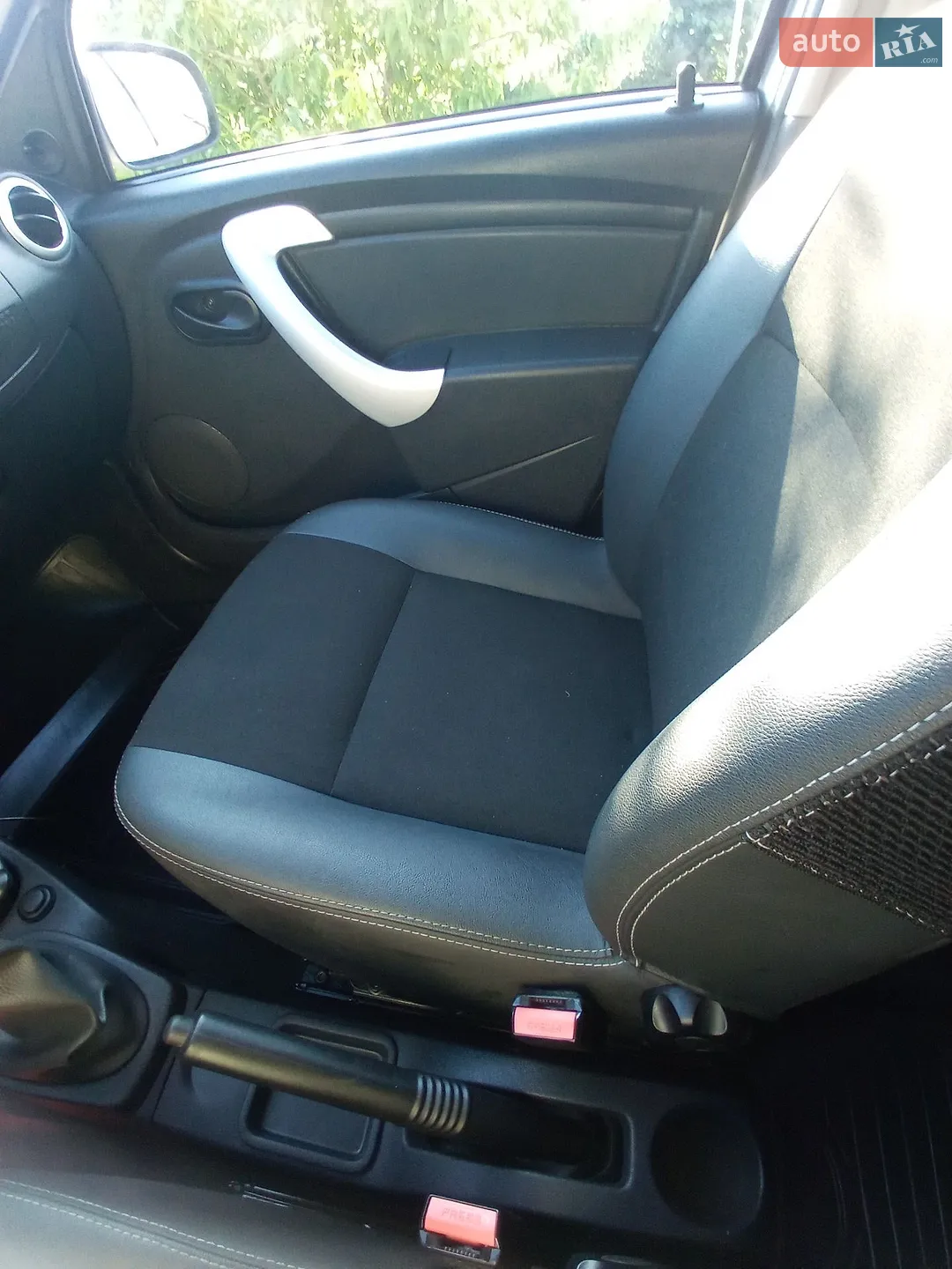 2012 Dacia Sandero - мініатюра 10
