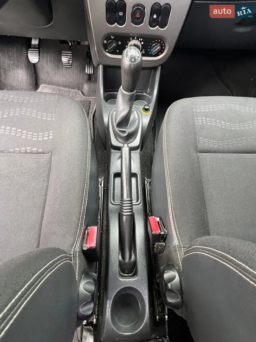 2010 Dacia Sandero - мініатюра 24