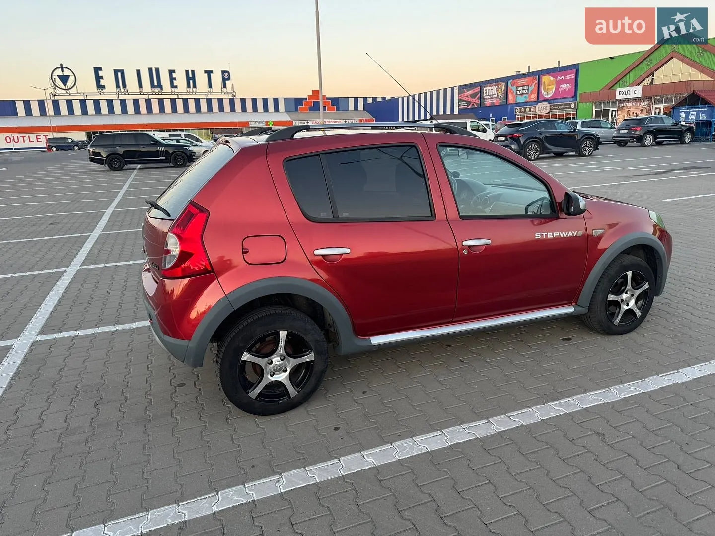 2010 Dacia Sandero - мініатюра 11