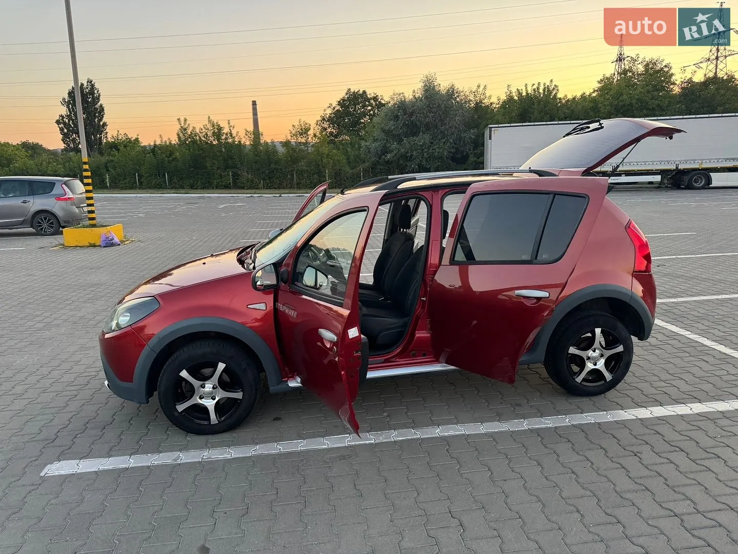 2010 Dacia Sandero - мініатюра 32