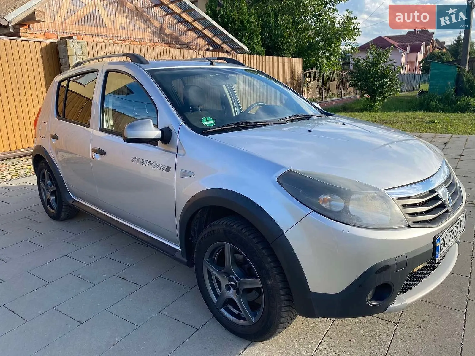 2010 Dacia Sandero - мініатюра 6