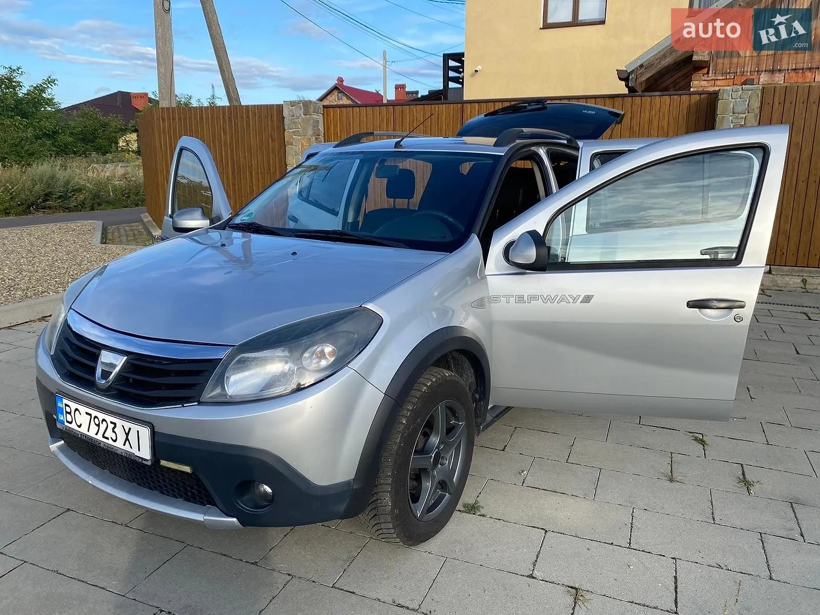 2010 Dacia Sandero - мініатюра 33