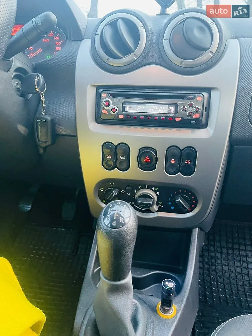 2011 Dacia Sandero - мініатюра 11