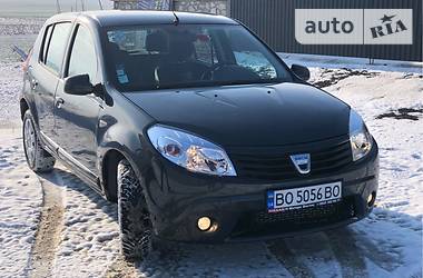 Хэтчбек Dacia Sandero 2013 в Тернополе