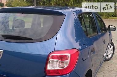 Хэтчбек Dacia Sandero 2013 в Дубно