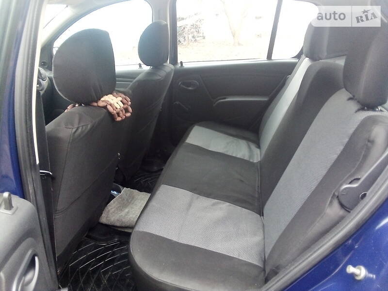 Хетчбек Dacia Sandero 2009 в Баришівка