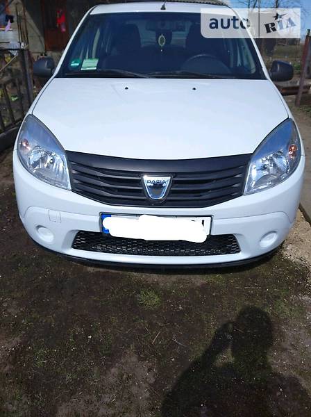Хетчбек Dacia Sandero 2011 в Теофіполі