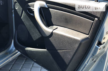 Хетчбек Dacia Sandero 2009 в 